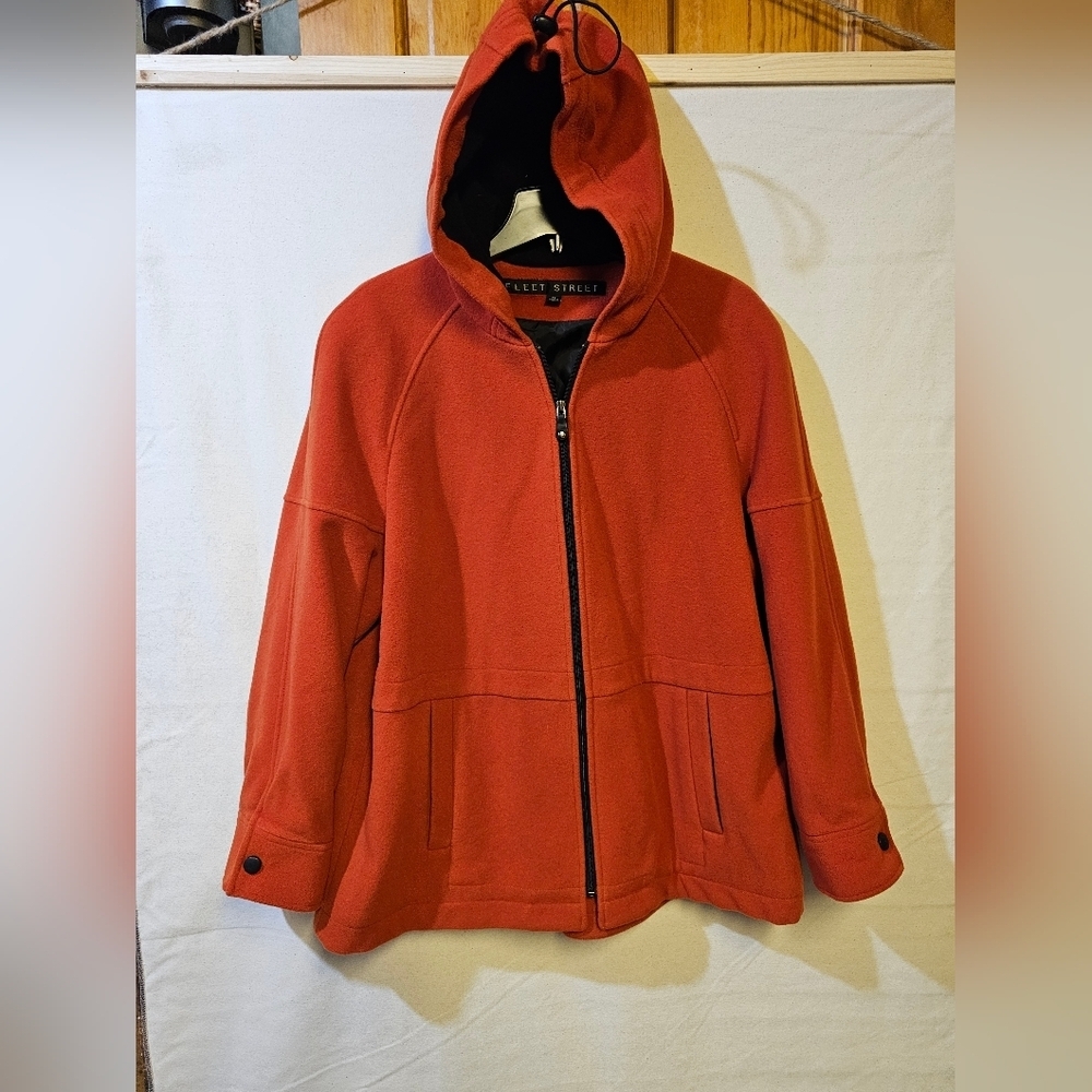 Fleet Street %100 Wool Rust/Orange Hooded Women's Jacket